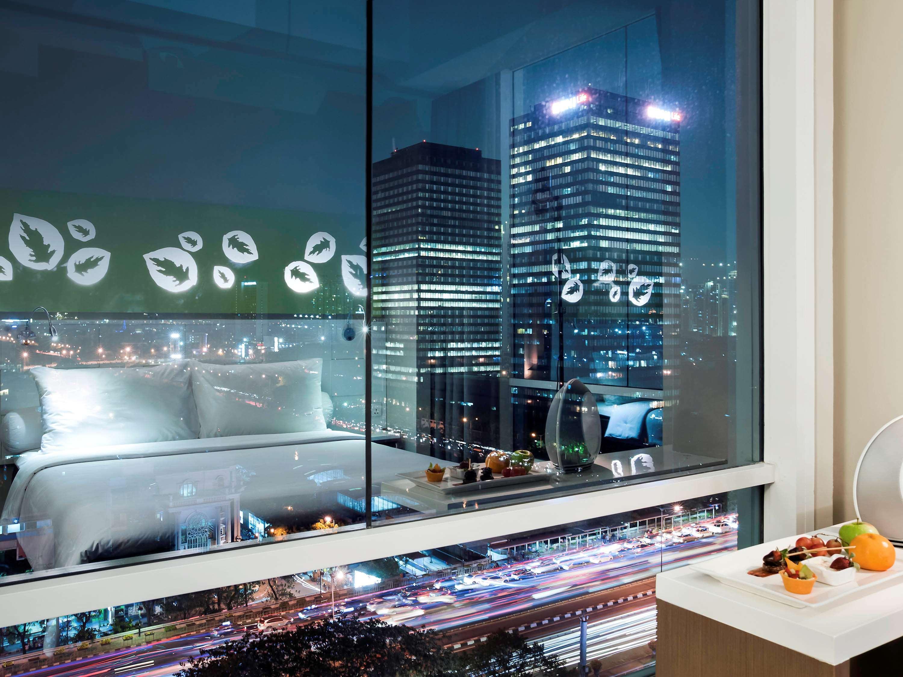 All Seasons Jakarta Thamrin Экстерьер фото