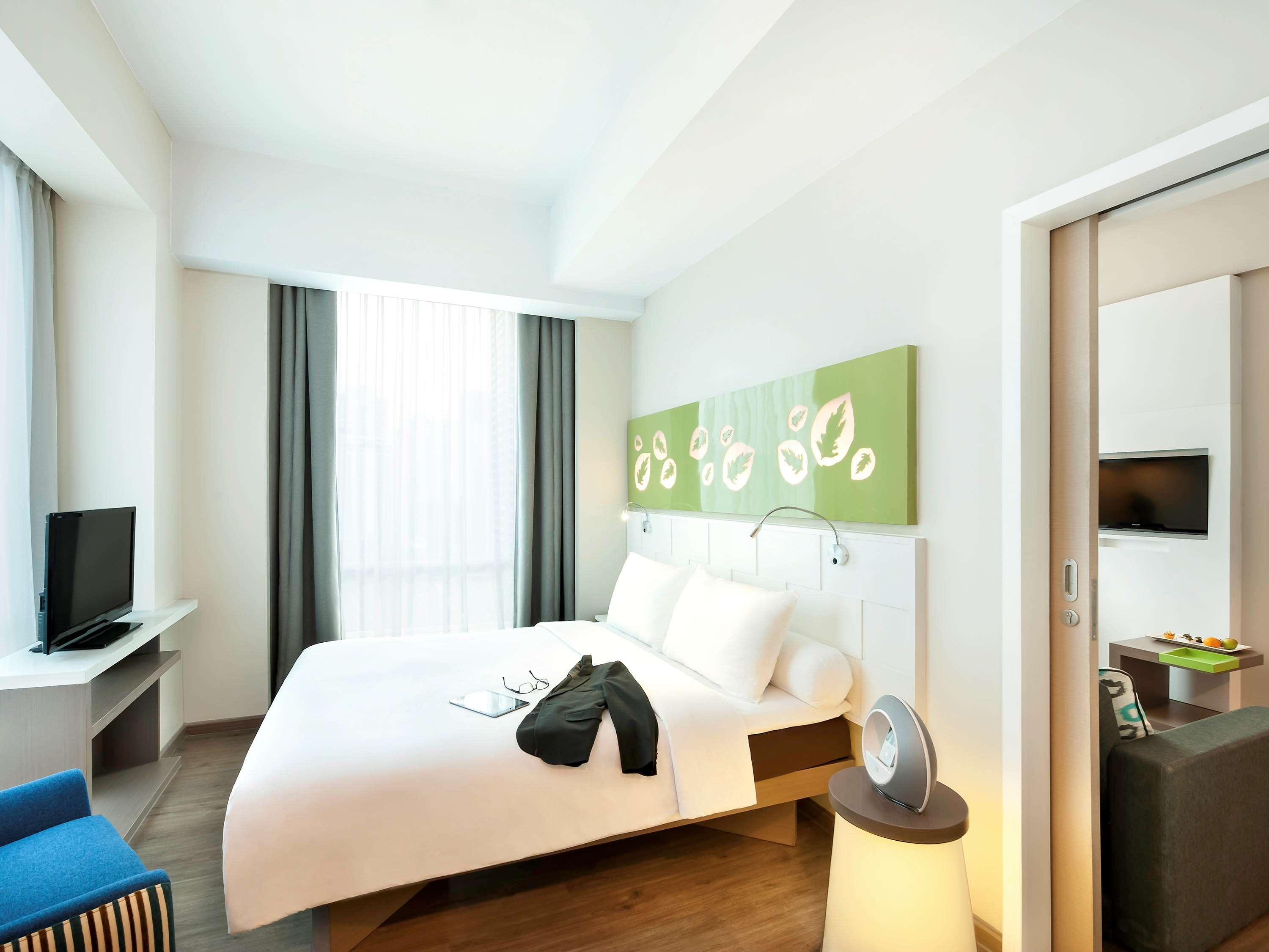 All Seasons Jakarta Thamrin Экстерьер фото