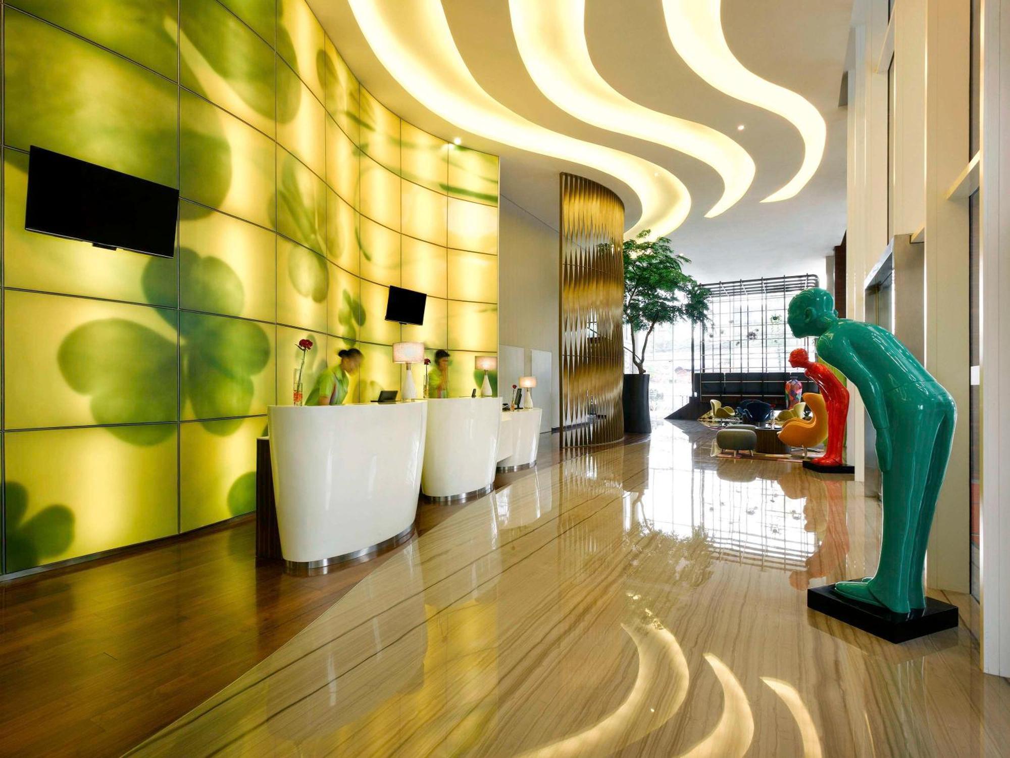 All Seasons Jakarta Thamrin Экстерьер фото